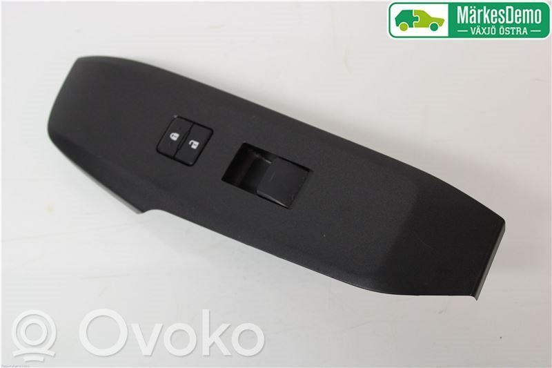 Lexus NX Electric window control switch 