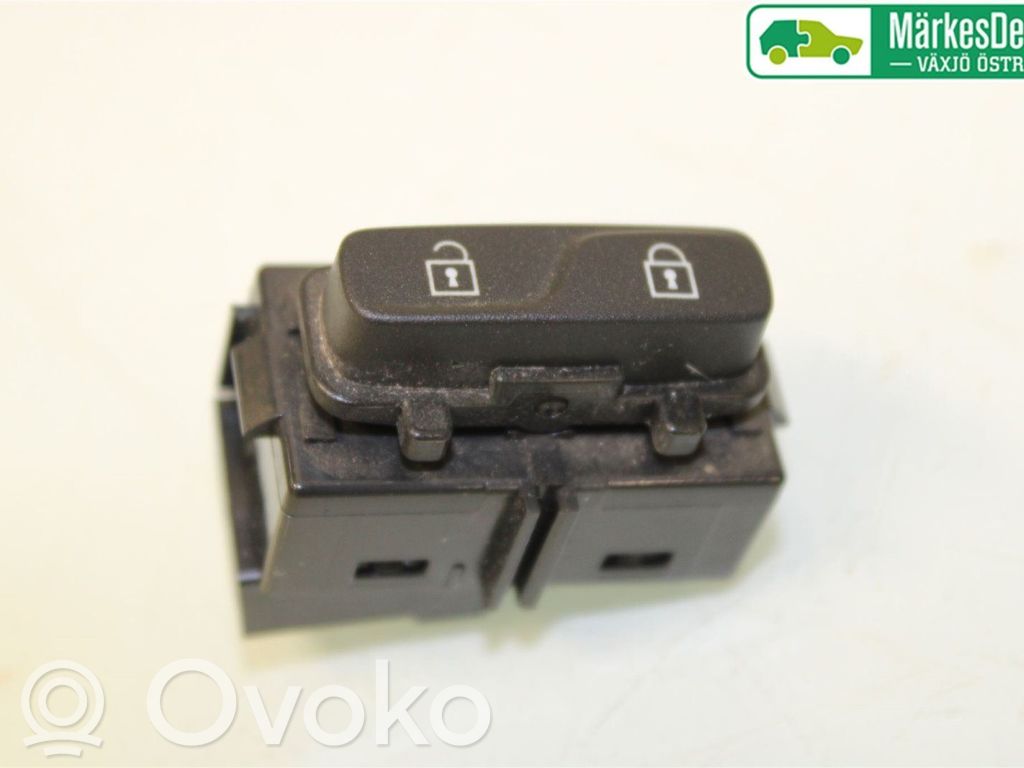 Botón interruptor de bloqueo de puertas   31343099,31343099,31343099