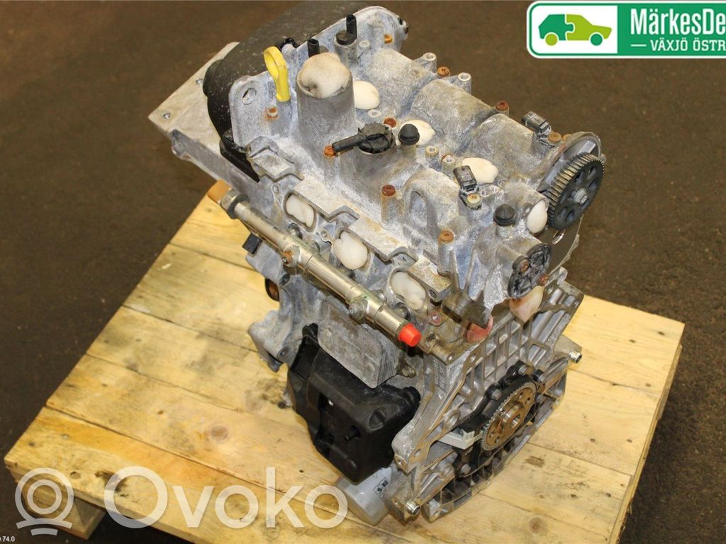 Motor   04C100032E