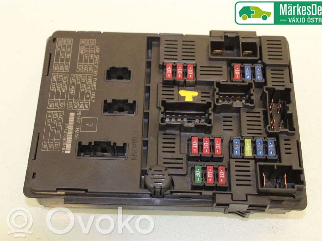 Nissan Note (E12) Saugiklių blokas 