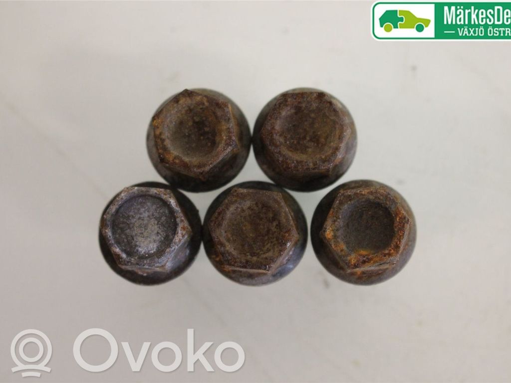 BMW 3 E46 Nuts/bolts 