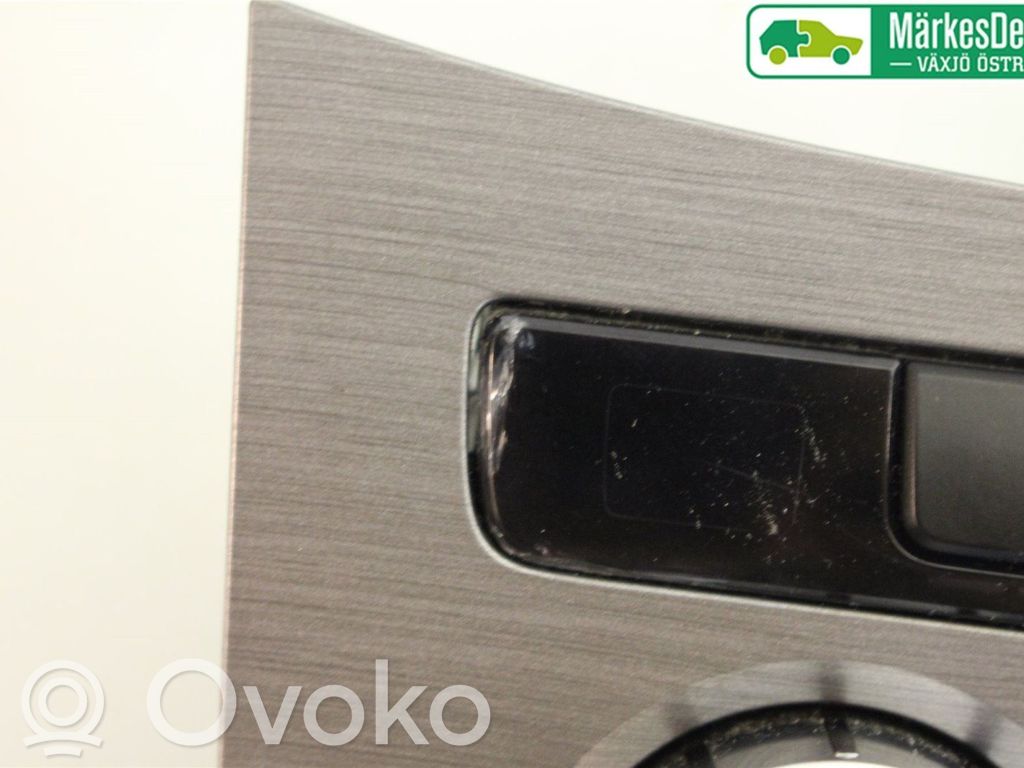 Panel klimatyzacji   3AA907044BB,5HB011257,3AA907044E