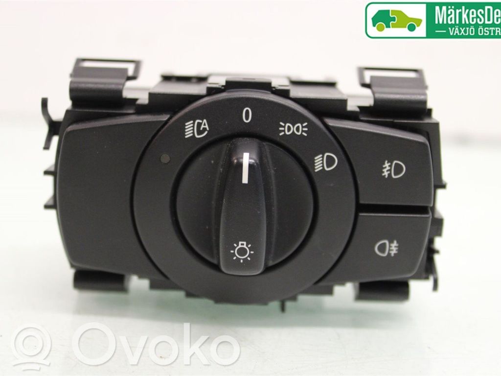 Light switch   61316932796,33600201,693279603