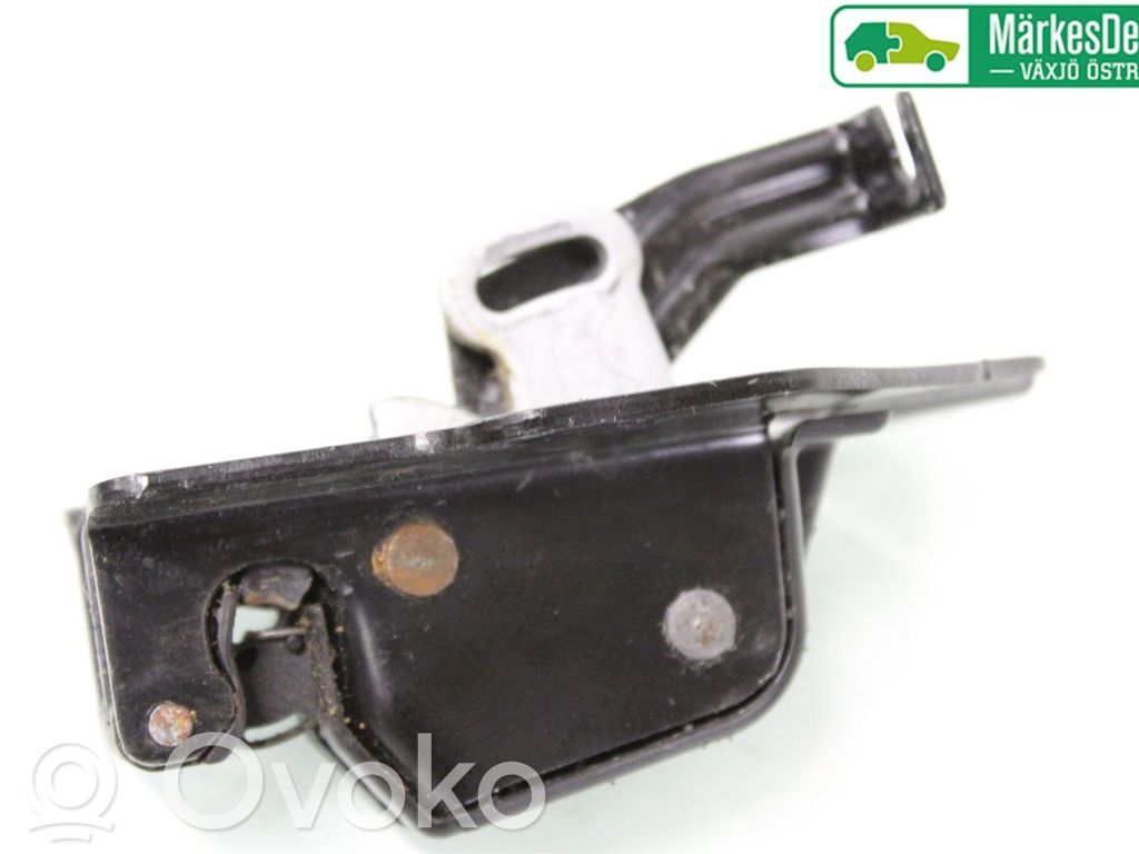 Peugeot Partner Rear door lock 