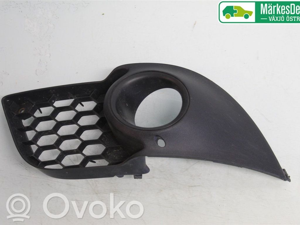Mitsubishi Lancer X Grille antibrouillard avant 