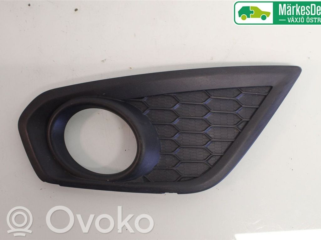 Volvo C30 Etusumuvalon ritilä 