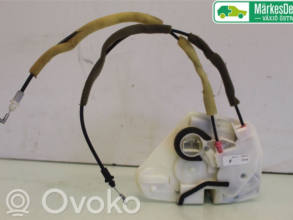Mazda CX-3 Front door lock 