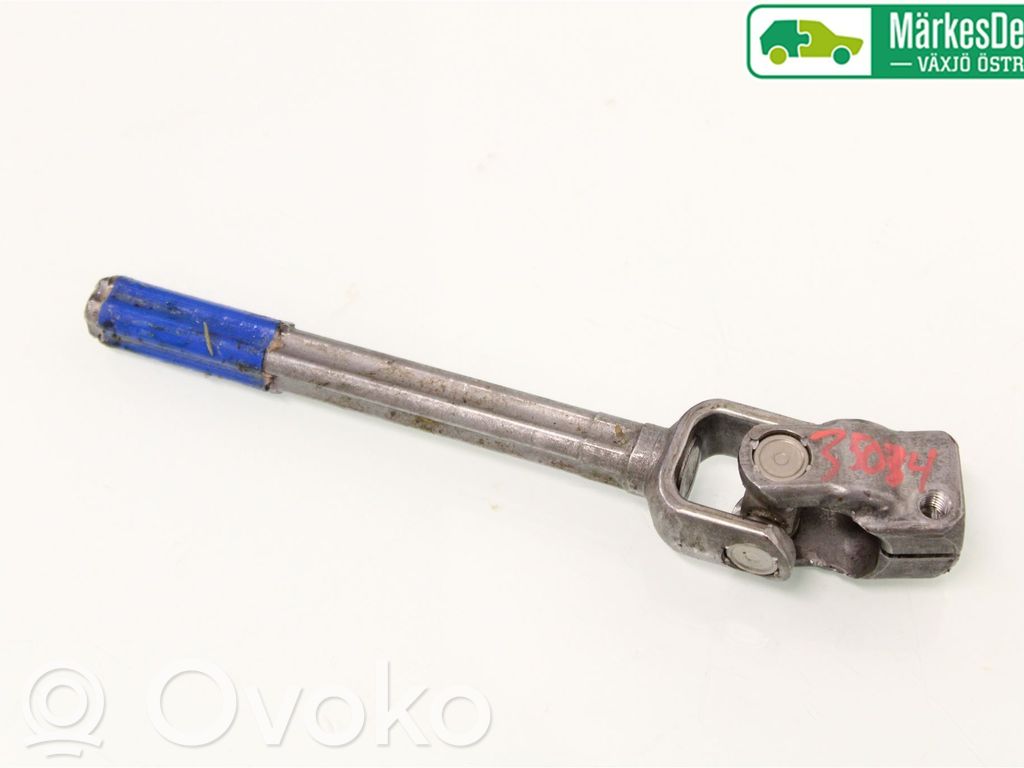 Volkswagen Tiguan Steering column universal joint 
