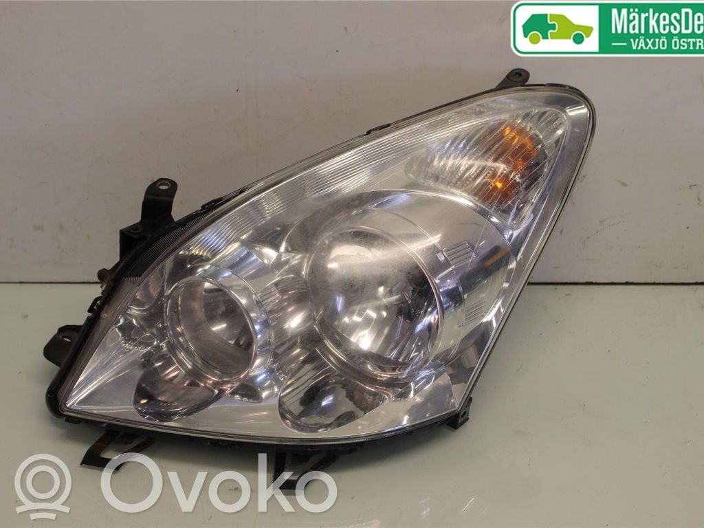 Toyota Corolla Verso AR10 Scheinwerfer 