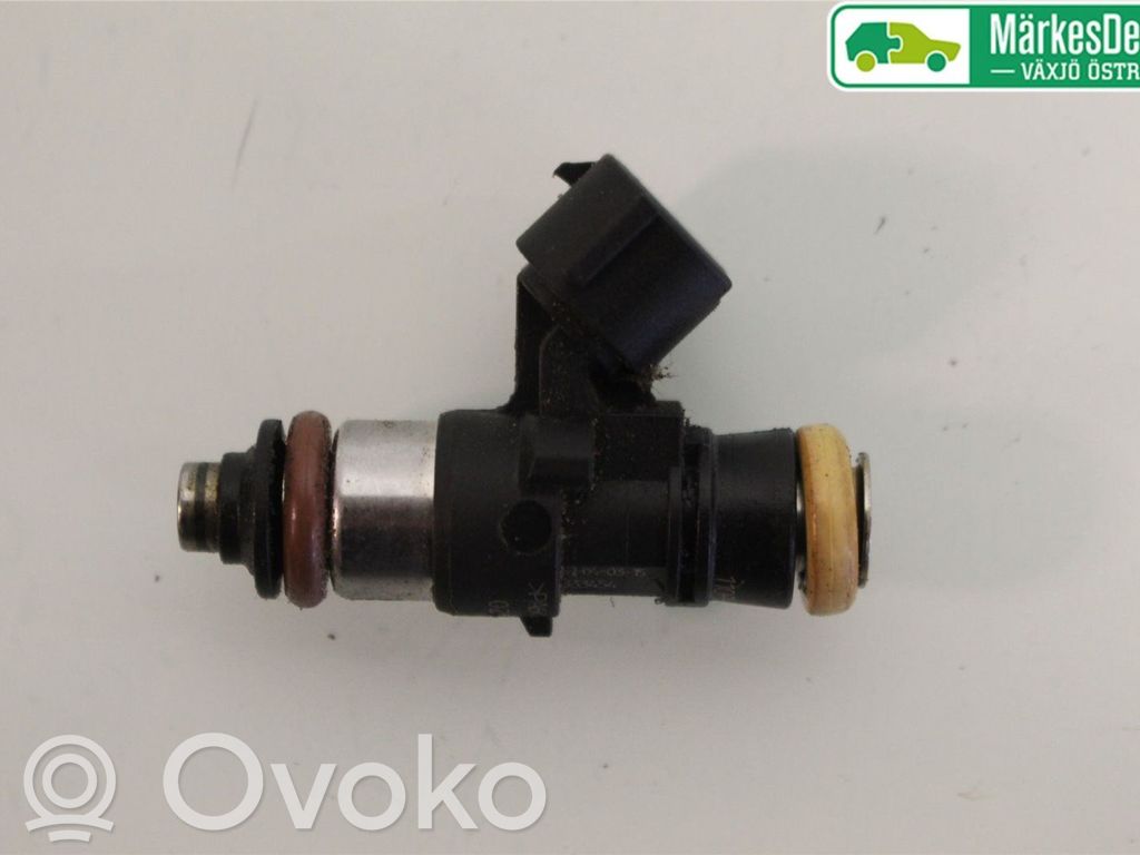 Opel Combo D Inyector de combustible 