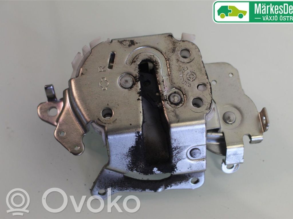 Nissan NV200 Rear door lock 