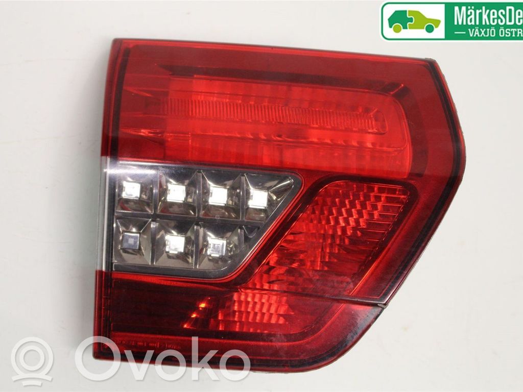 Citroen C5 Galinis žibintas dangtyje 