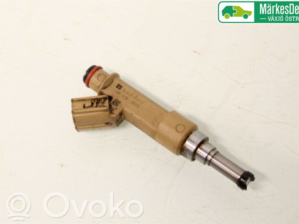 Inyector de combustible   2320939145,2325037010,2325037010