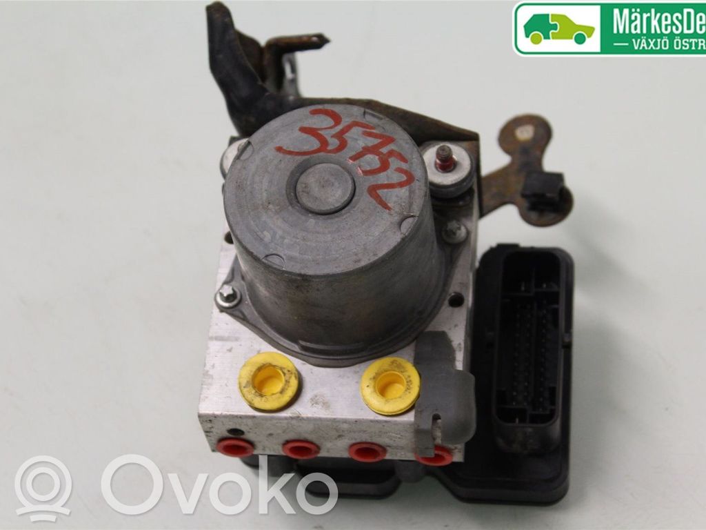 Toyota Verso ABS-pumppu 