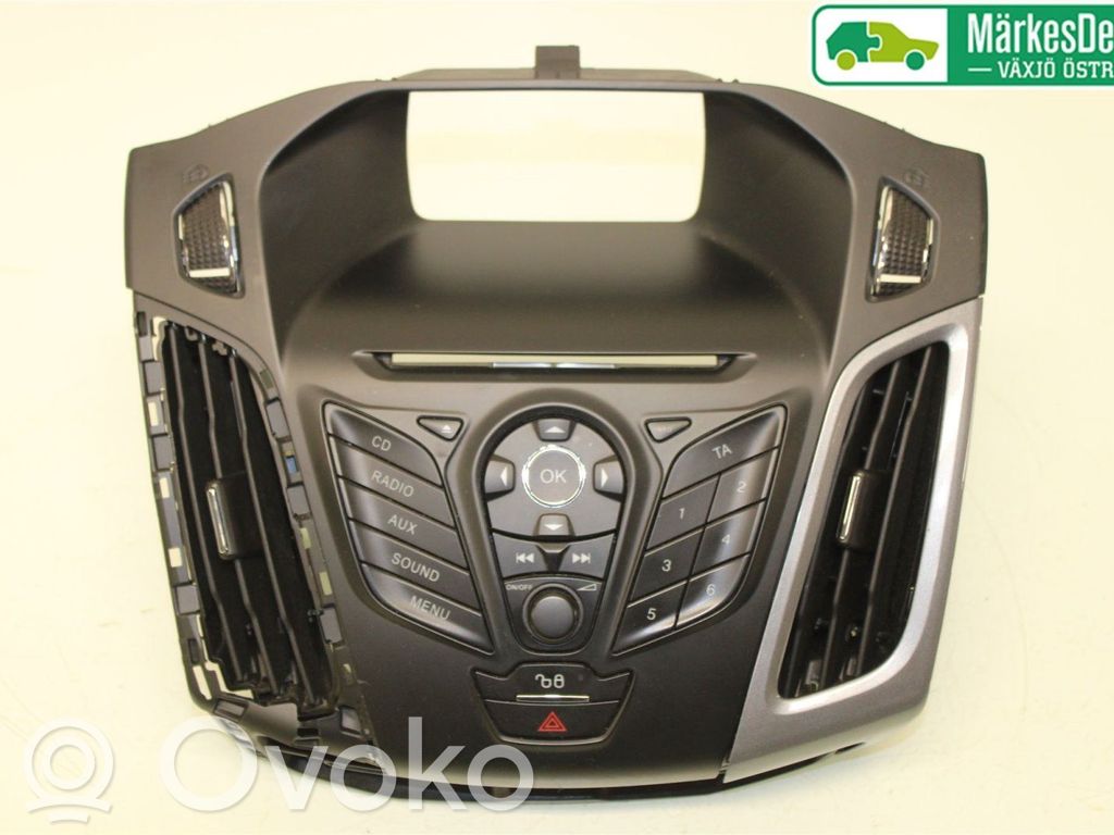 Ford Focus Radio/CD/DVD/GPS head unit 