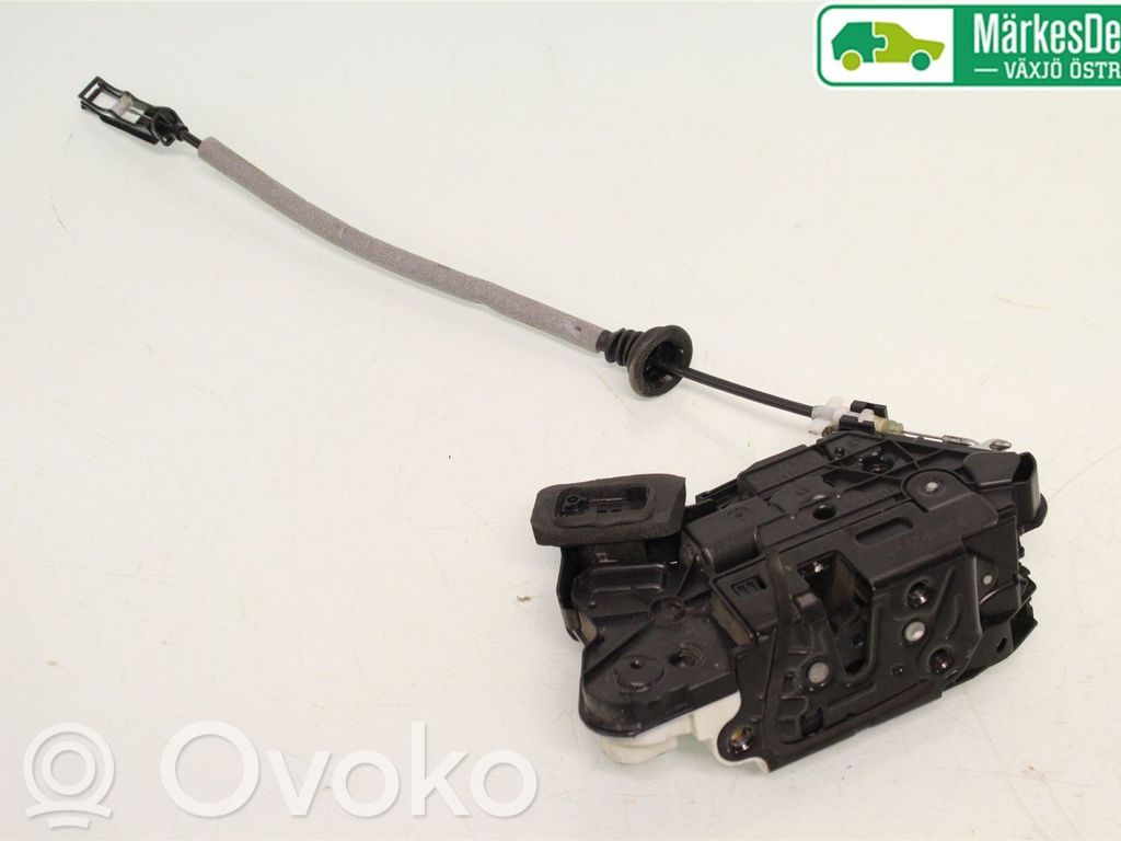 Volkswagen Polo V 6R Zamek drzwi tylnych 