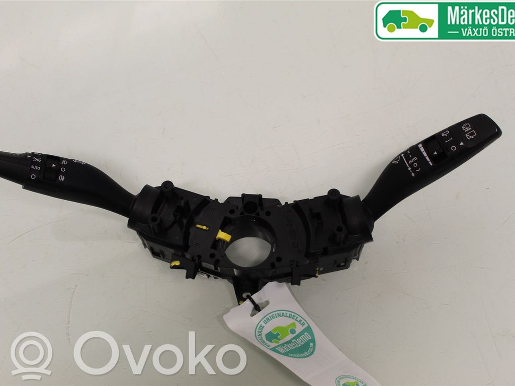 KIA Sorento Interruptor/palanca de limpiador de luz de giro 