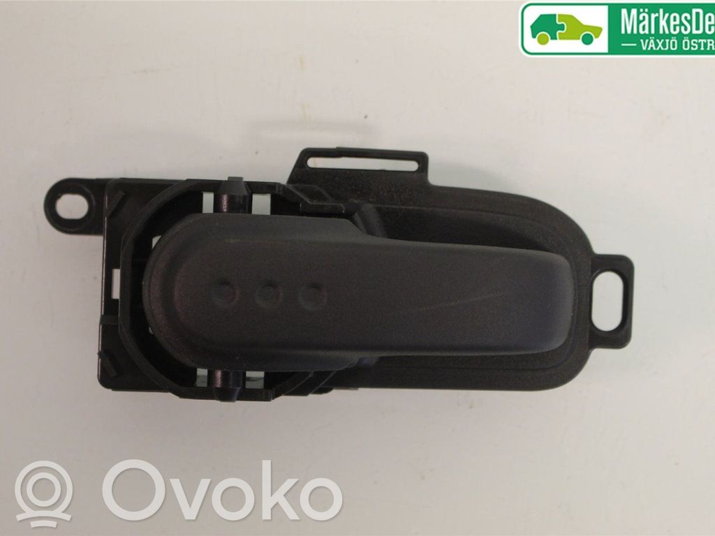 Nissan Note (E11) Front door interior handle 