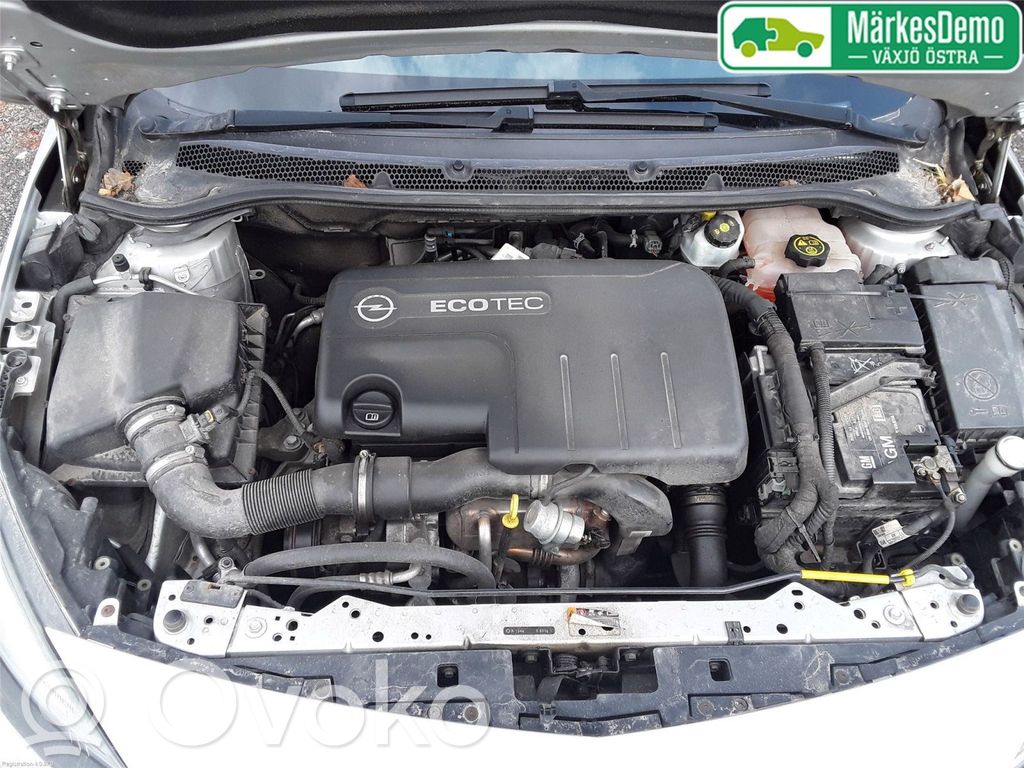 Opel Astra J Engine 