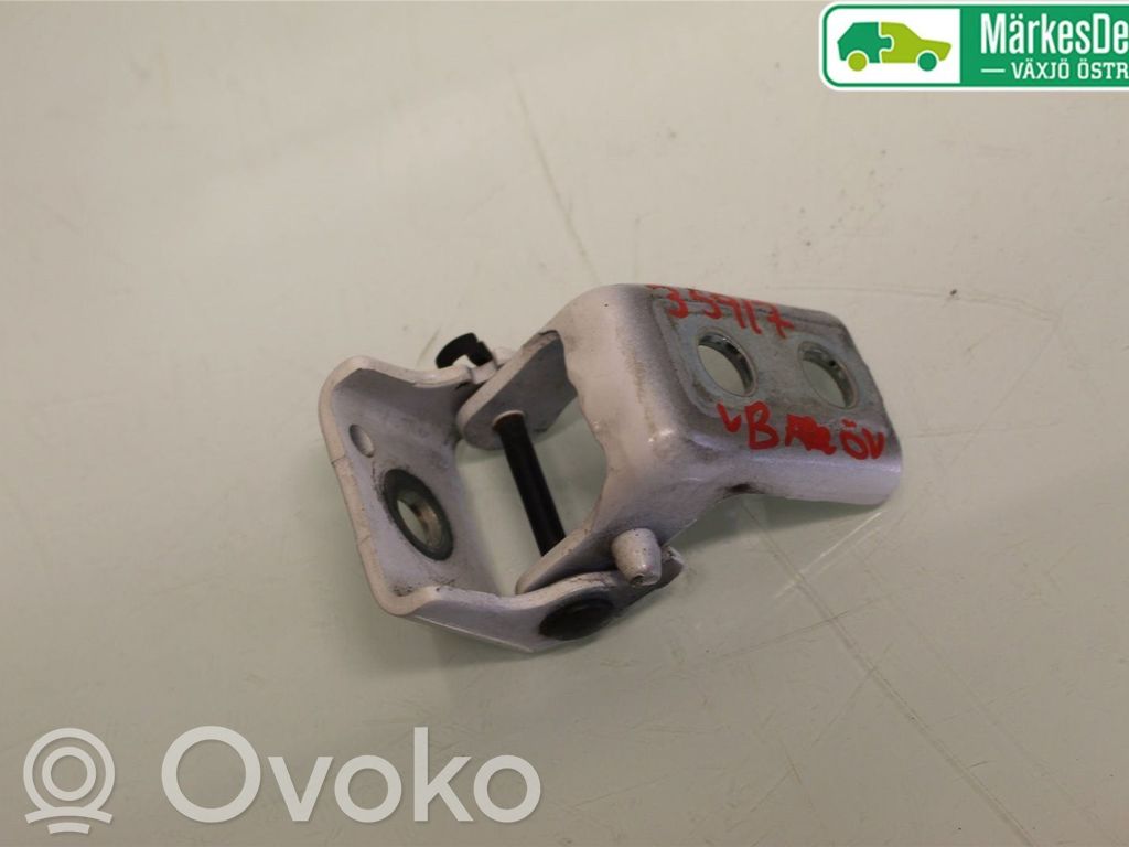 Citroen C3 Aircross Front door upper hinge 