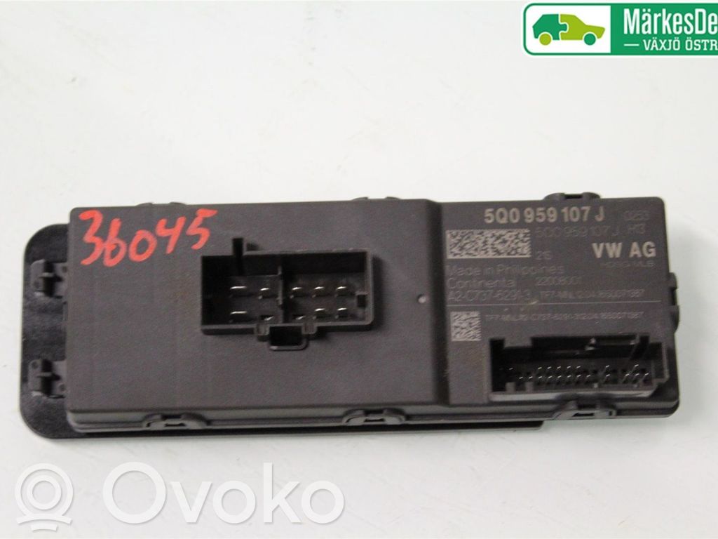 Volkswagen PASSAT B8 Tailgate/trunk control unit/module 