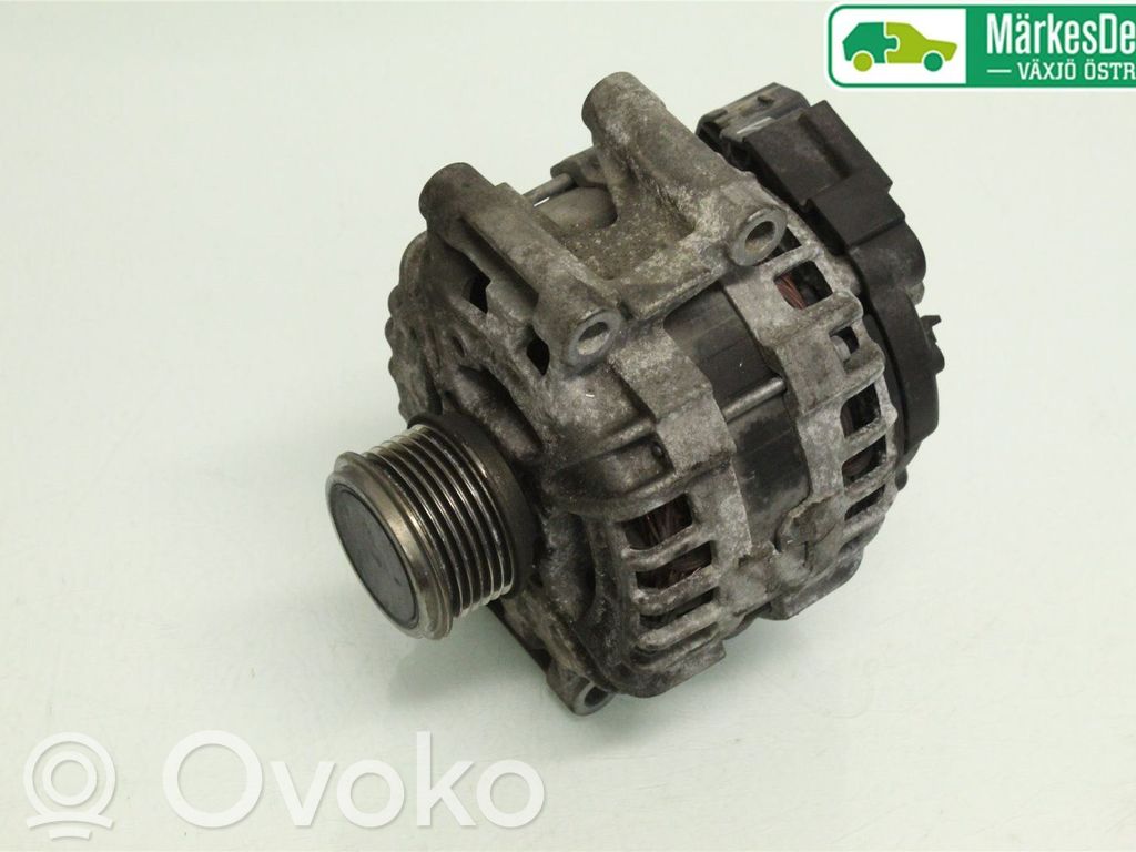 Volkswagen Golf VII Generator/alternator 