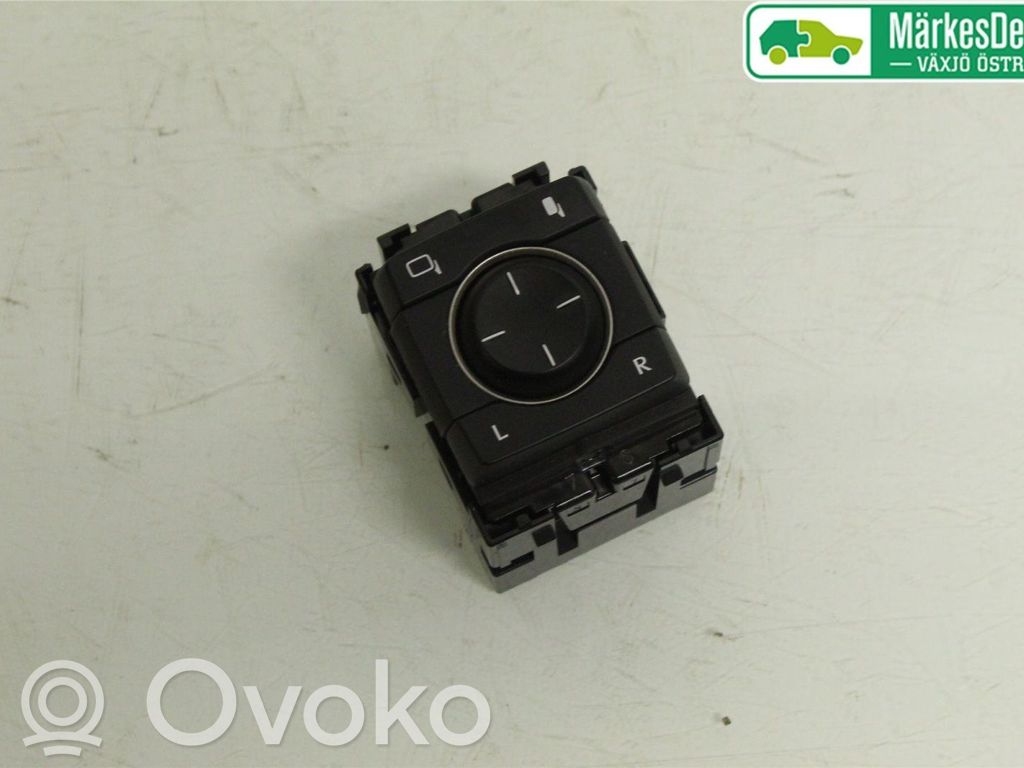 Wing mirror switch   8487233140