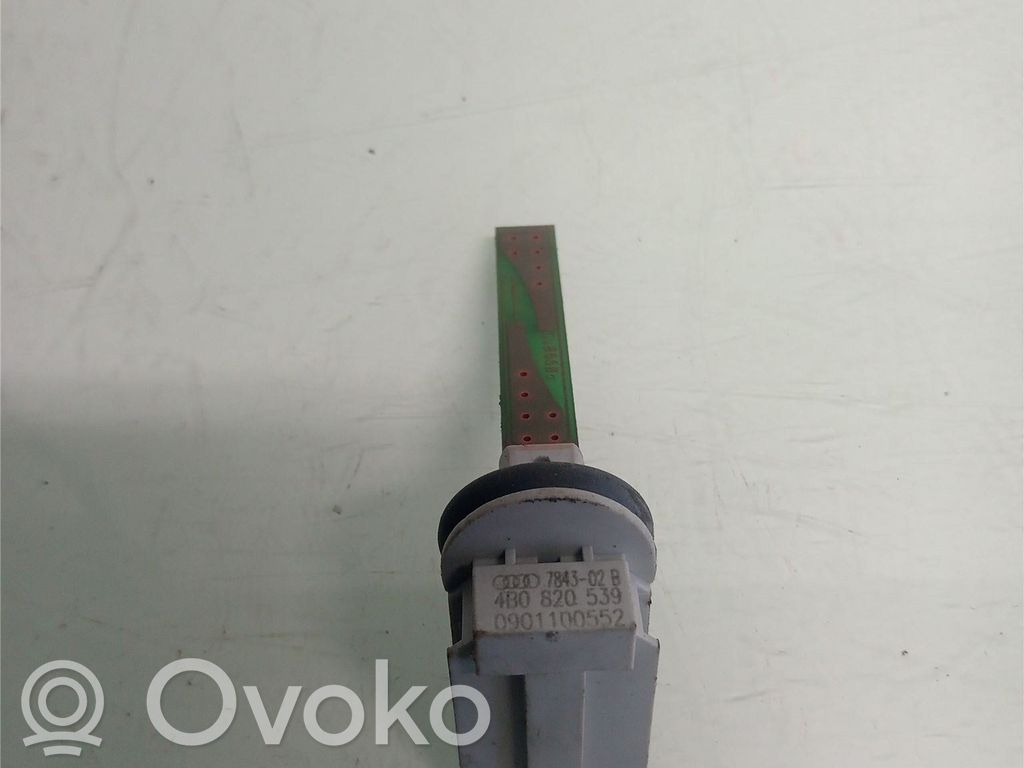 Sensor de temperatura interna   4B0820539