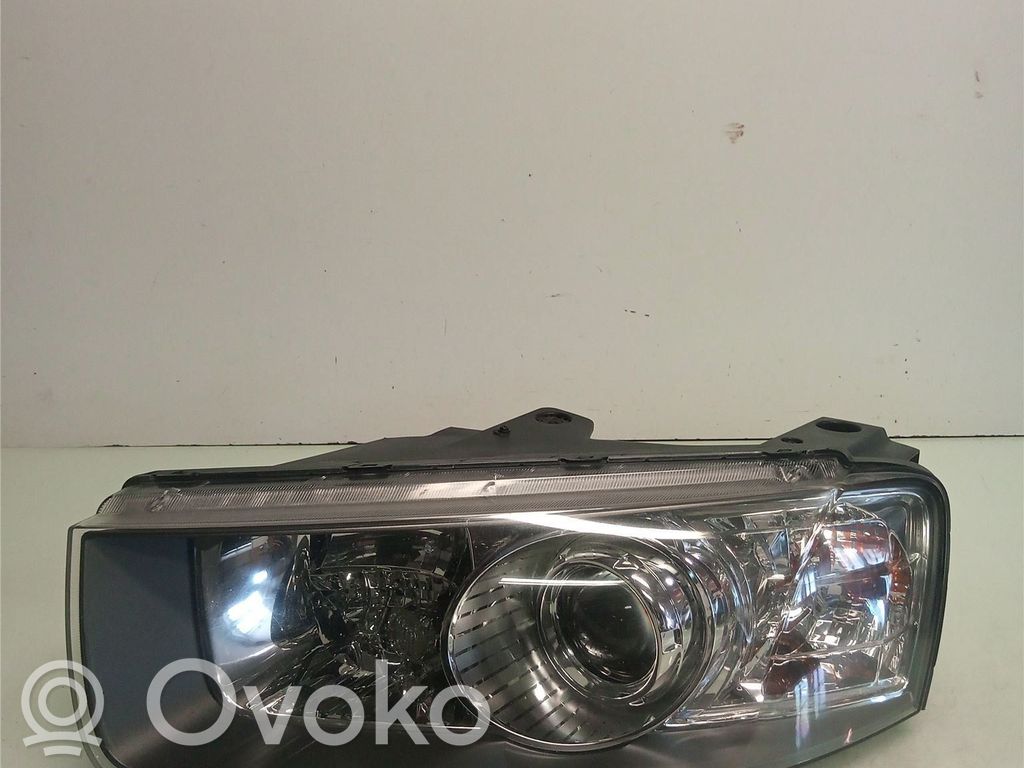 Chevrolet Captiva Scheinwerfer 