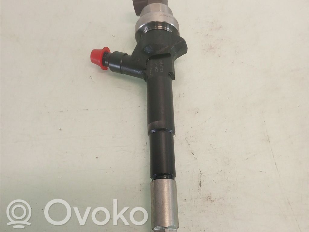 Opel Astra J Inyector de combustible 