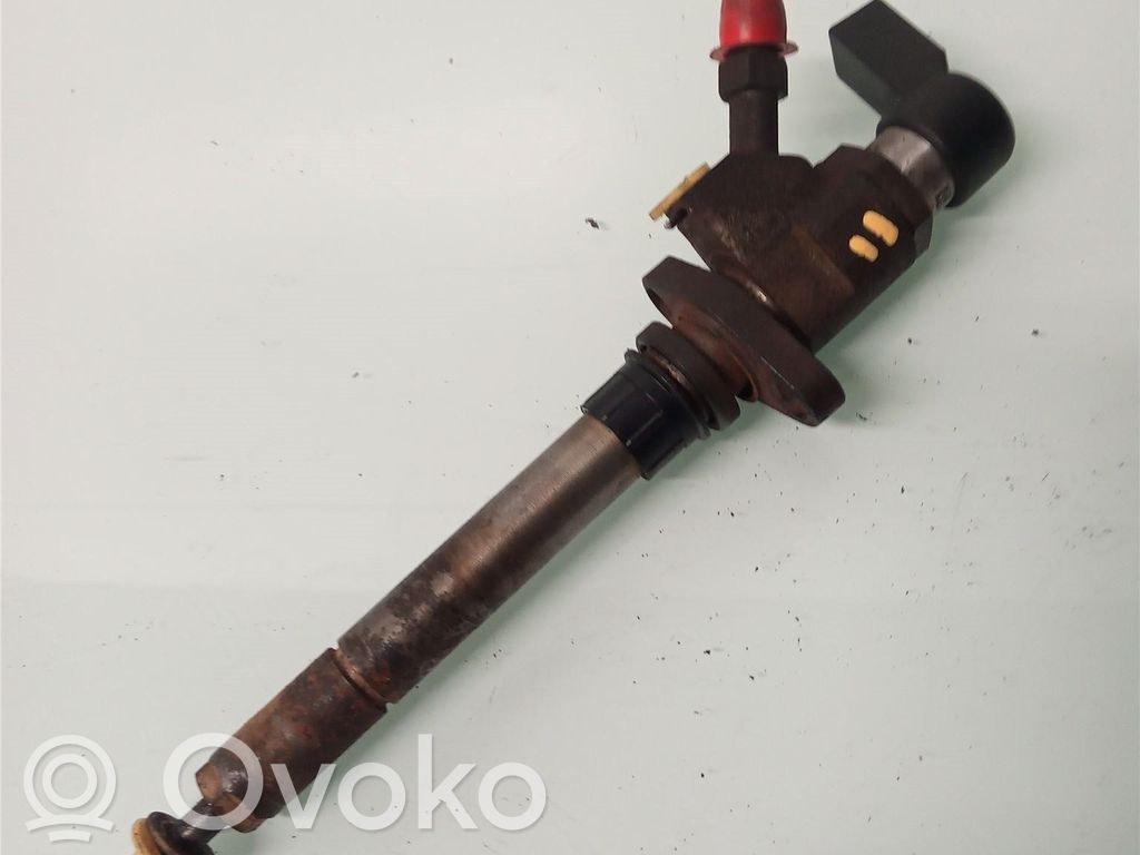 Inyector de combustible   1373550,9657144580,9657144580