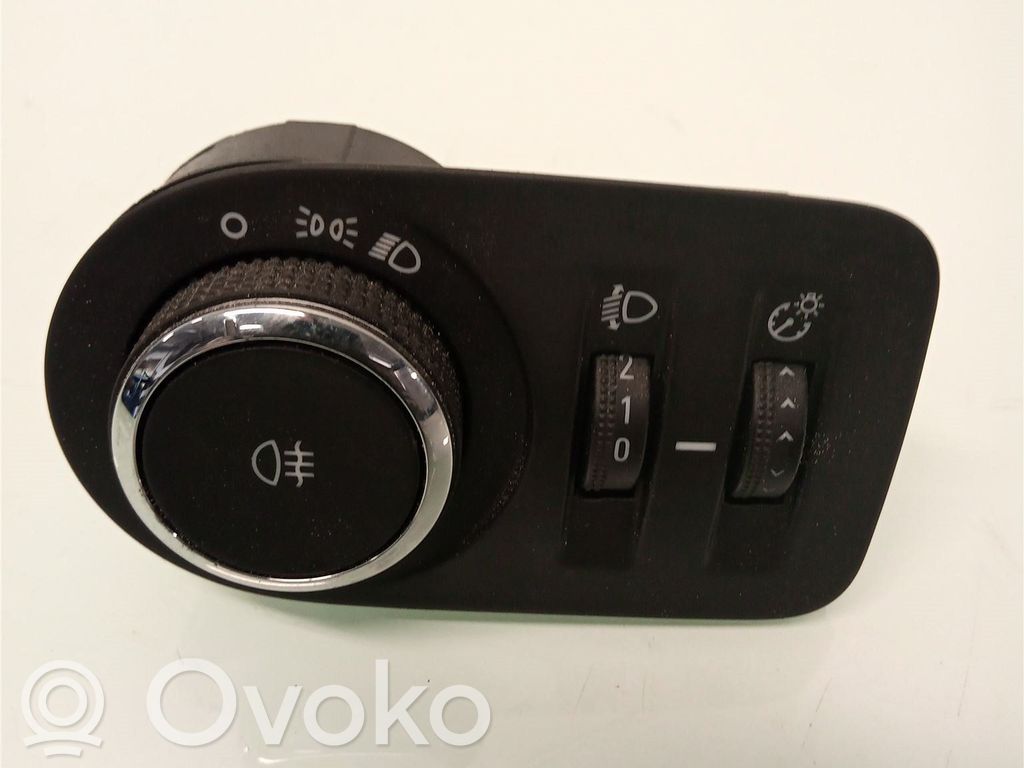 Light switch   13470443,13470443,13470443