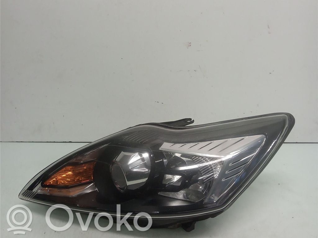 Ford Focus Headlight/headlamp 