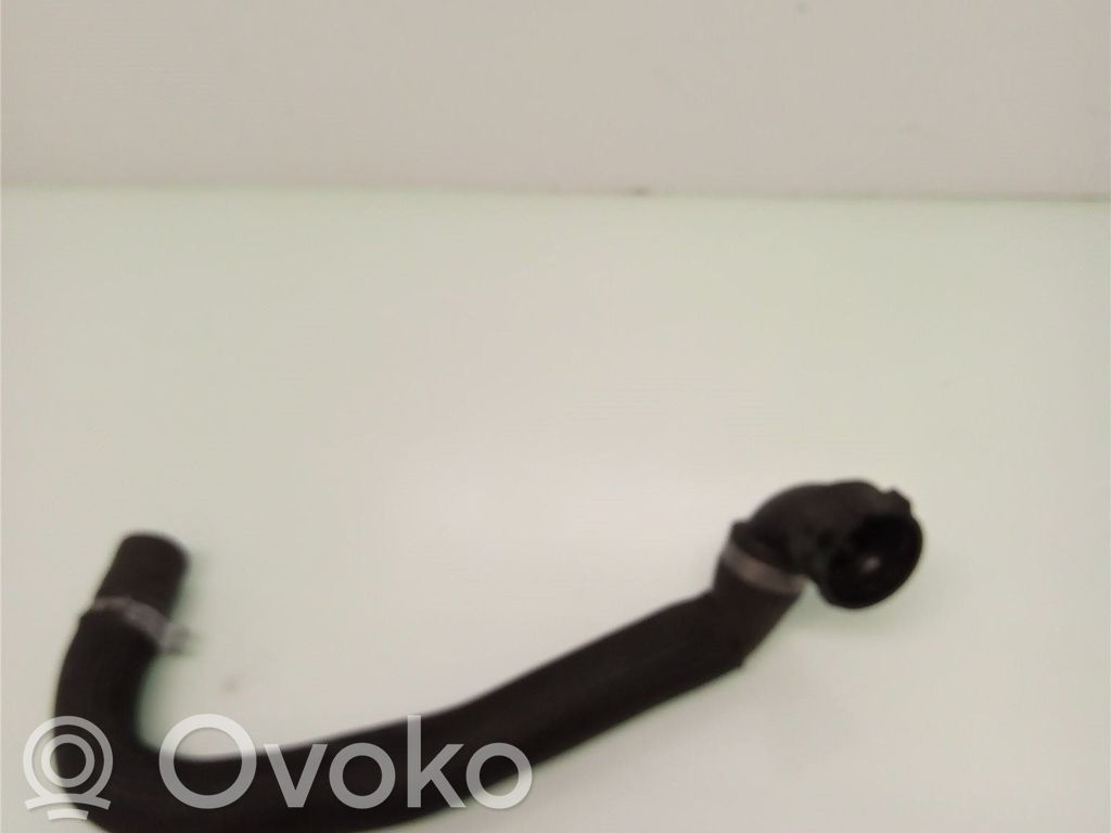 Volvo V70 Engine coolant pipe/hose 