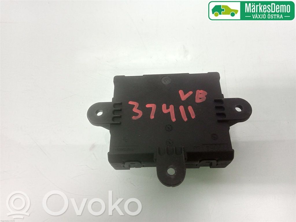 Volvo V70 Door control unit/module 
