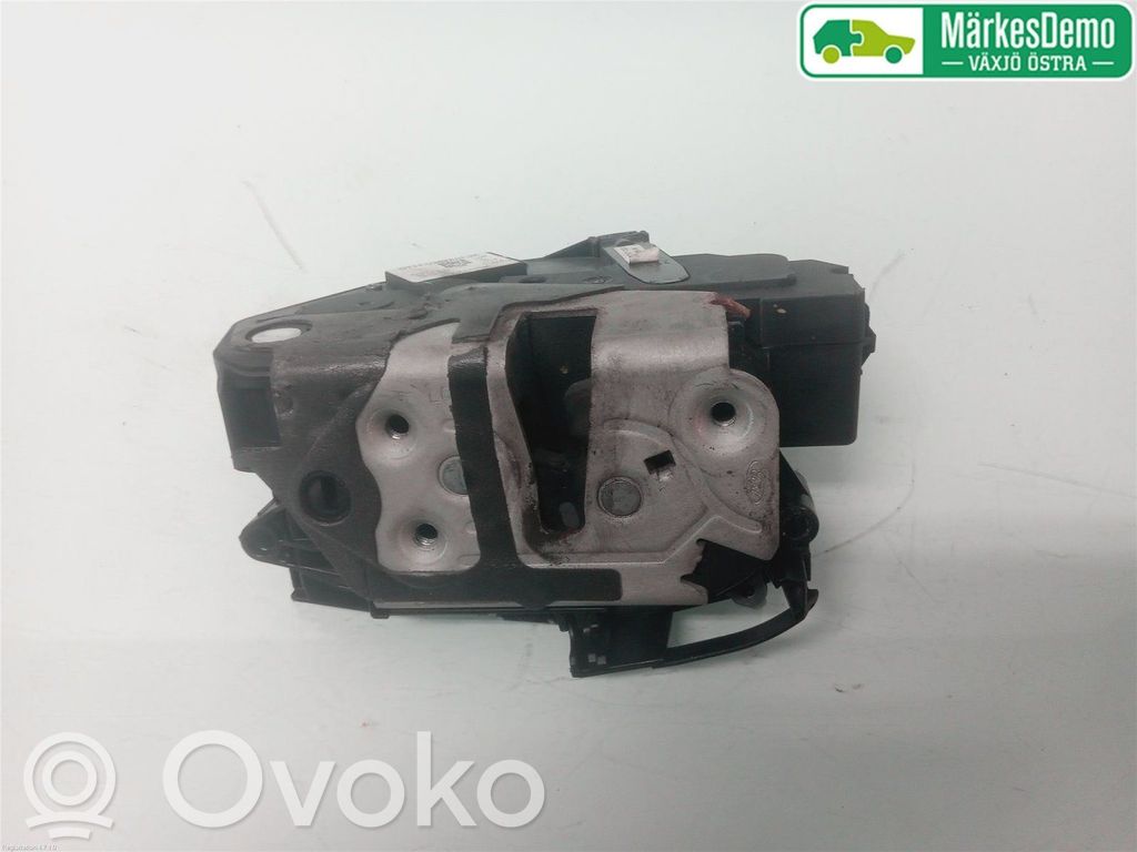 Zamek drzwi tylnych   2229977,DT11V264A27JF,DT11V264A01JK