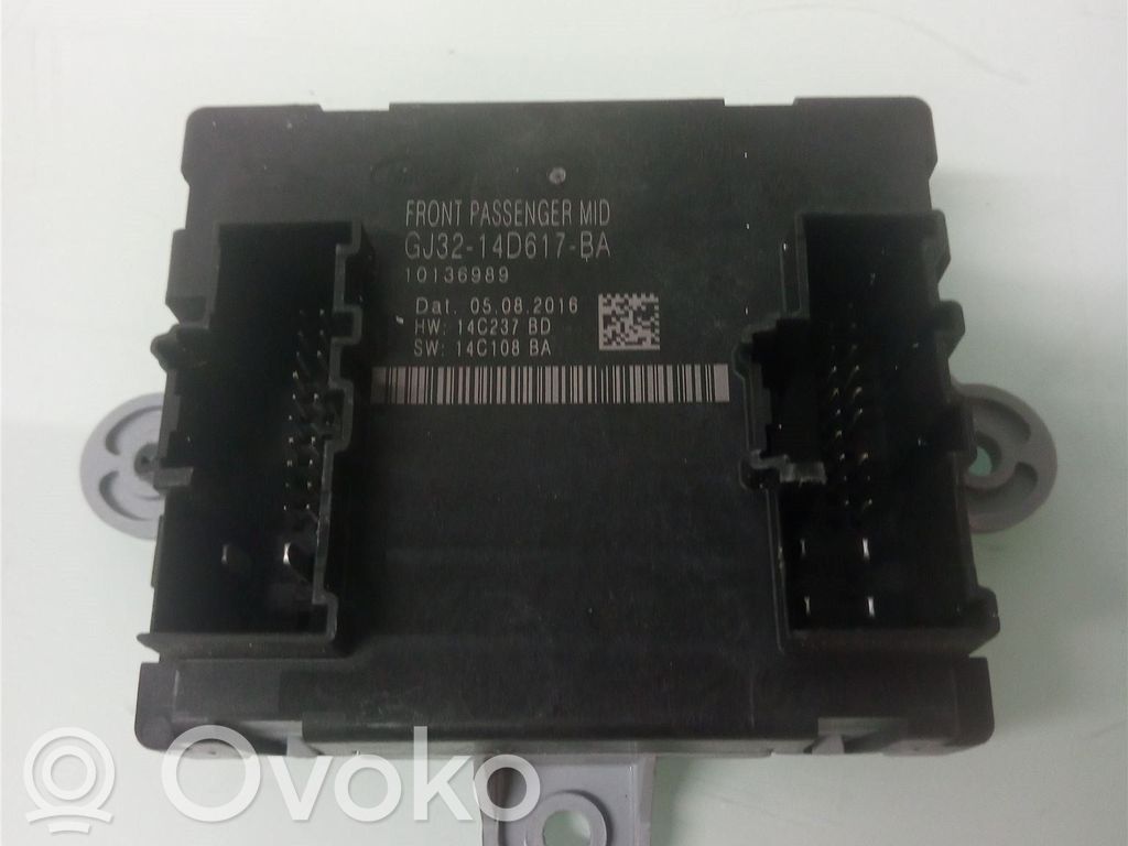 Land Rover Range Rover Sport L494 Durų elektronikos valdymo blokas 