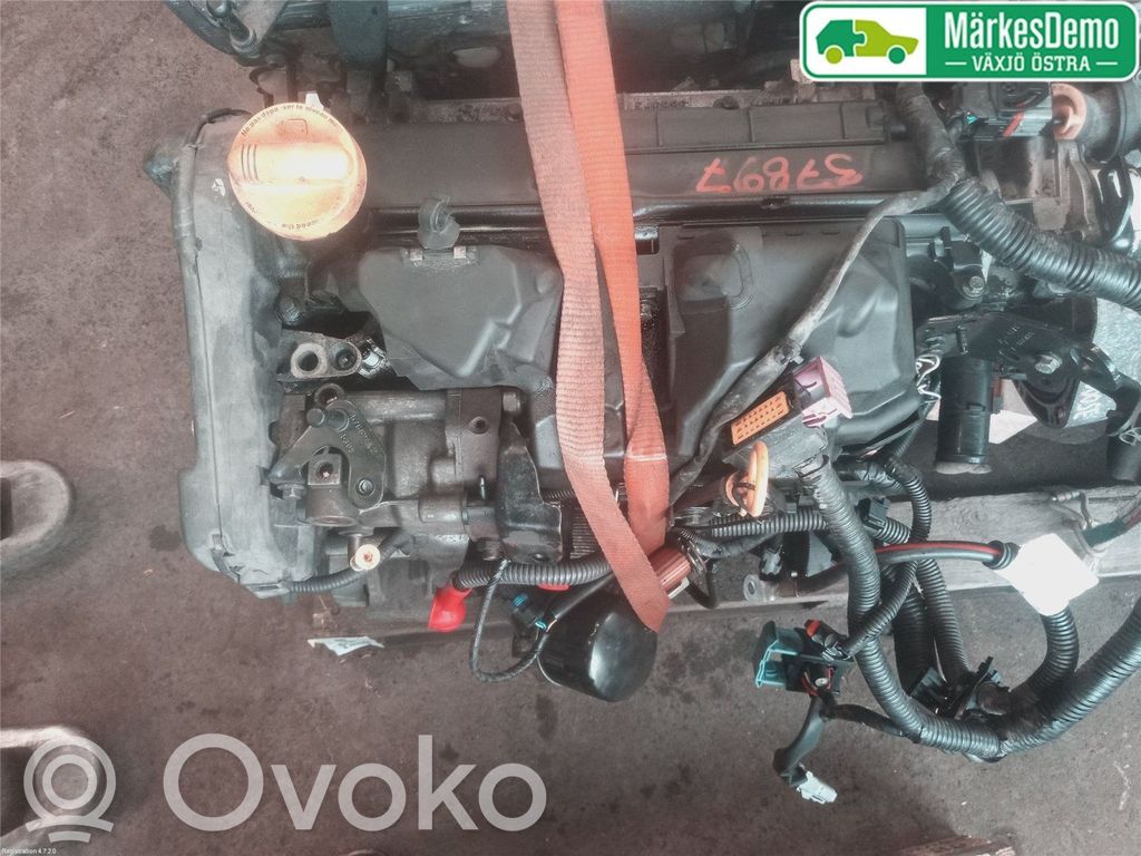 Nissan NV200 Двигатель 