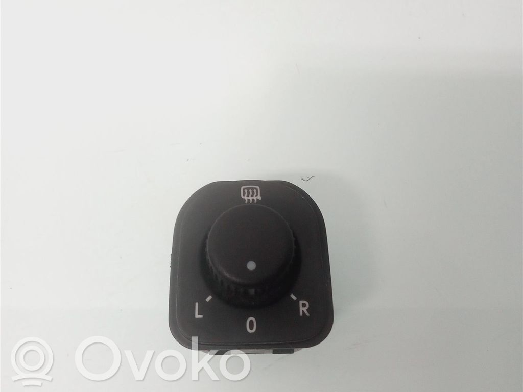 Volkswagen Amarok Interruttore specchietto retrovisore 