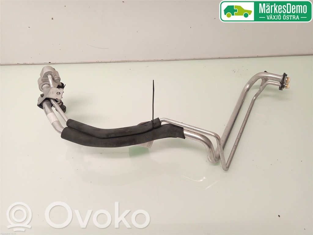 Volvo V40 Ilmastointilaitteen putki (A/C) 