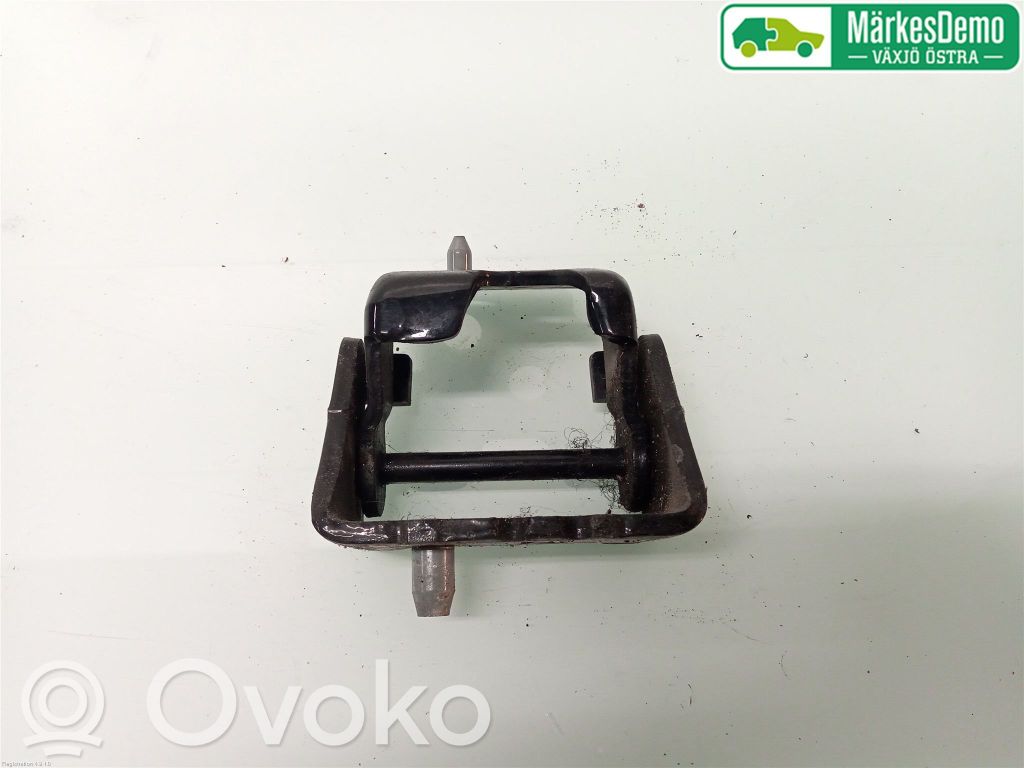 Citroen C5 Front door lower hinge 
