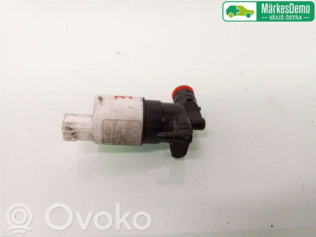 Windscreen/windshield washer pump   31214898