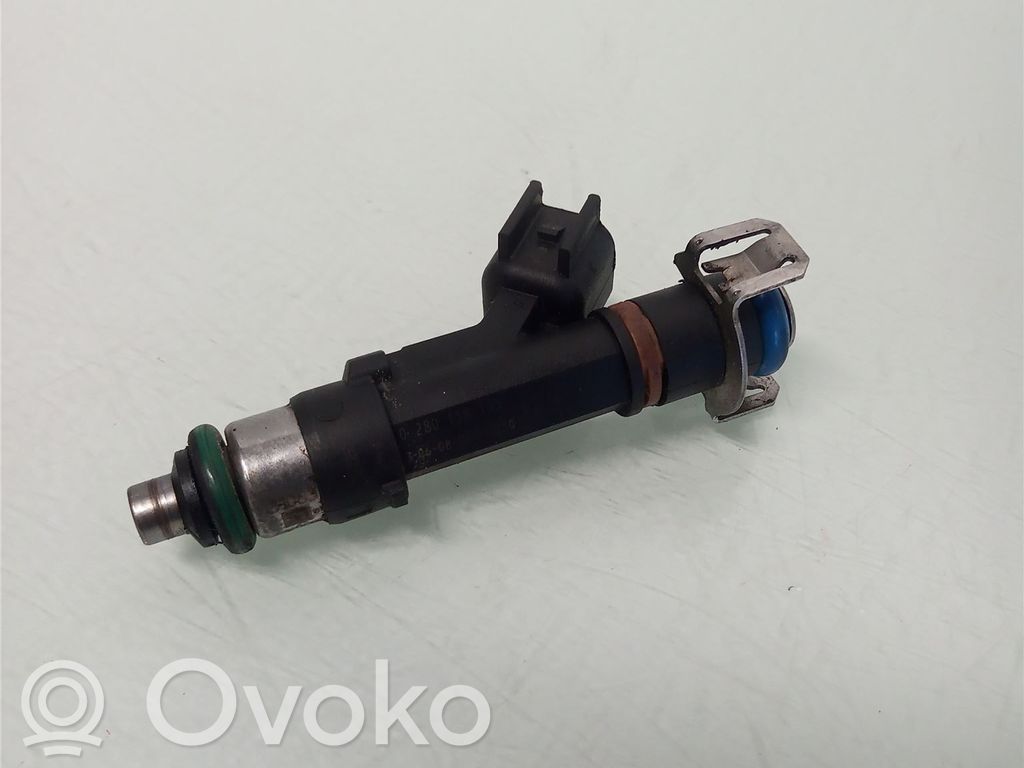 Ford Mondeo MK IV Inyector de combustible 