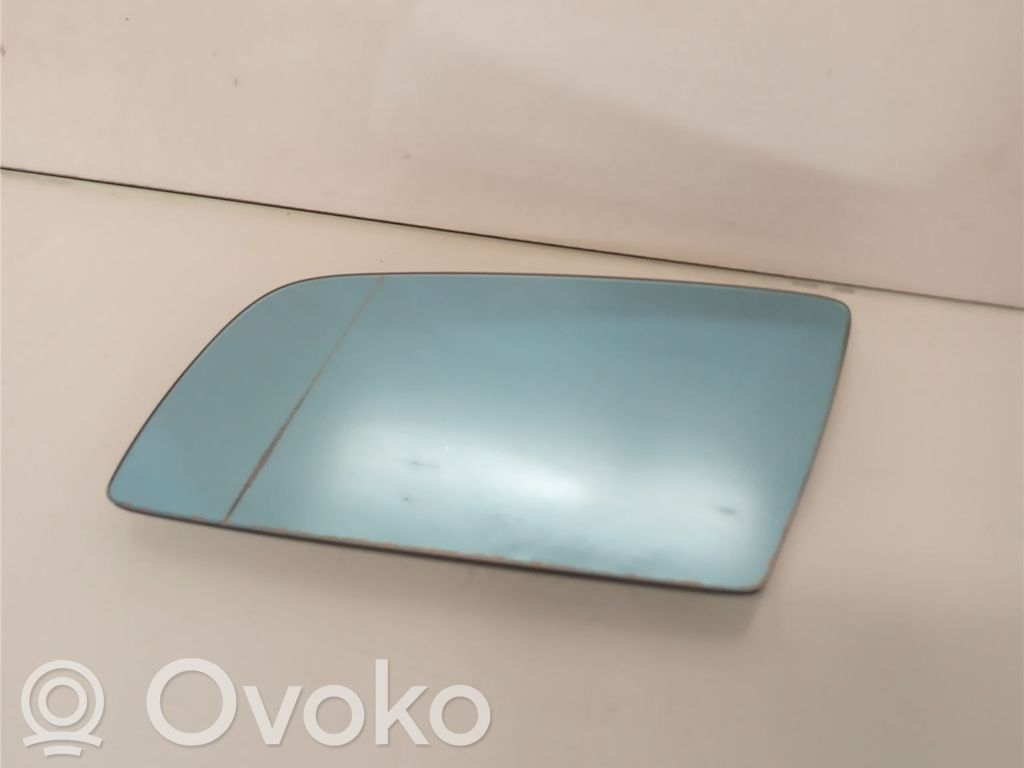 BMW 5 E60 E61 Spoguļa stikls 