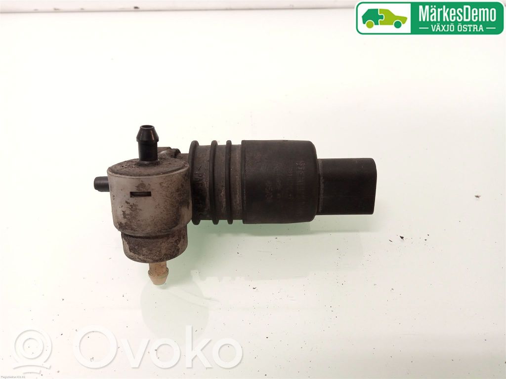 Mitsubishi Outlander Windscreen/windshield washer pump 