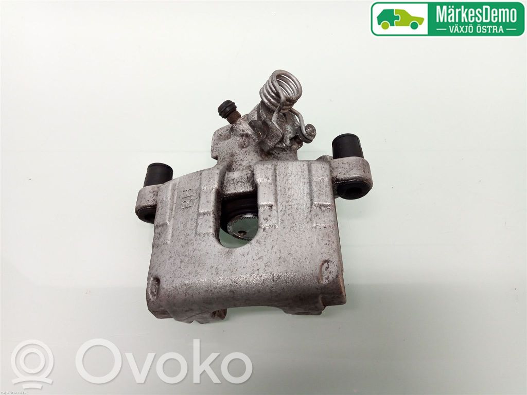 Ford Focus Задний суппорт 