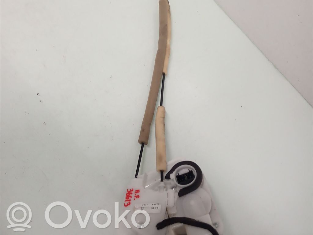 Mazda 2 Front door lock 