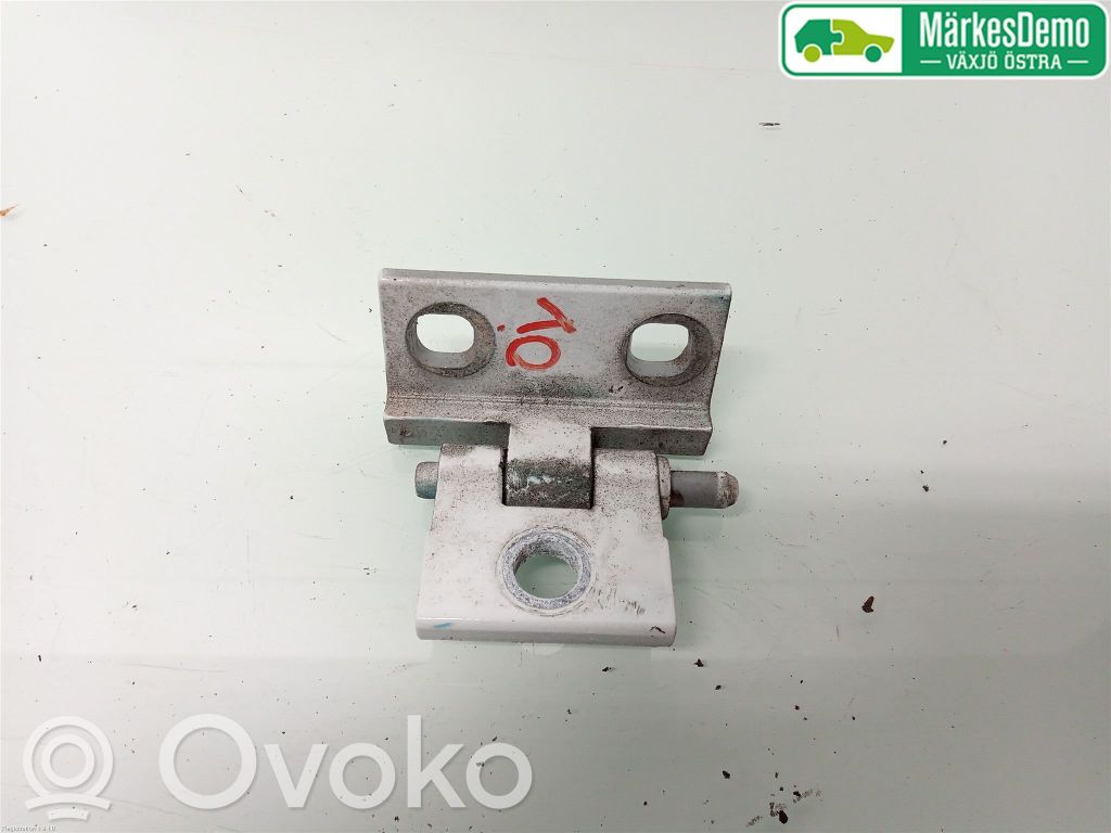 Front door upper hinge   30784908
