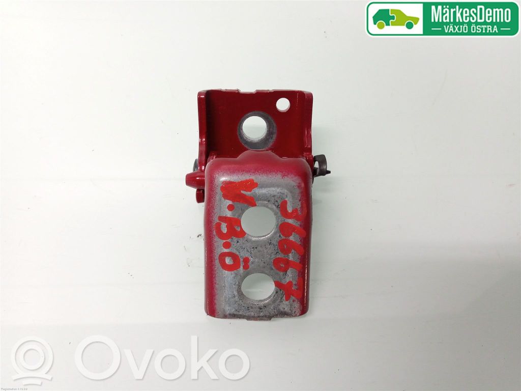 Peugeot 308 Front door upper hinge 