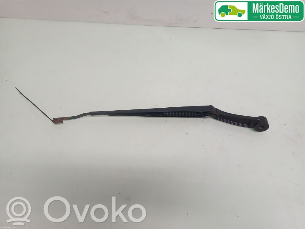 KIA Ceed Front wiper blade arm 